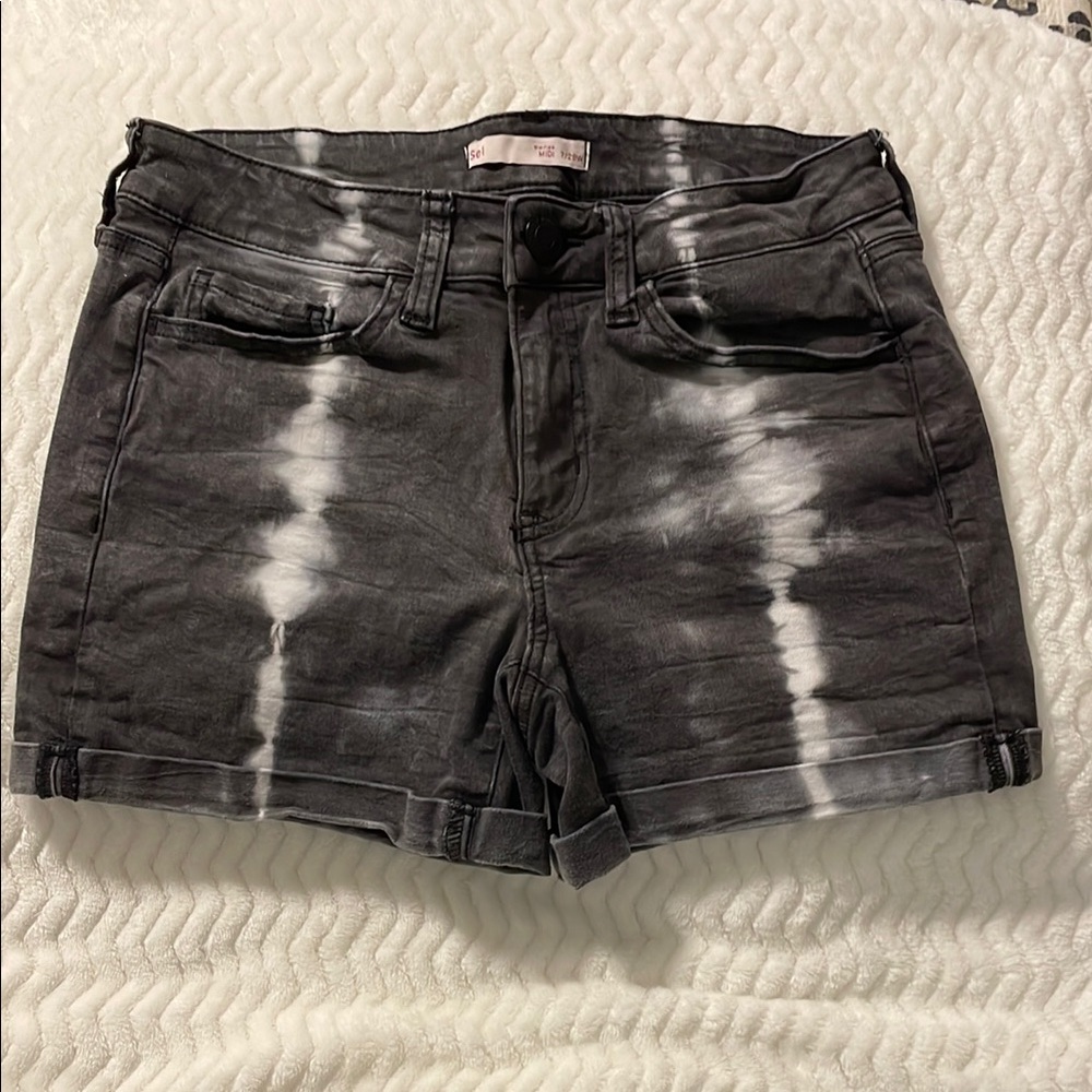 Women's black/white Tie-Dye Shorts